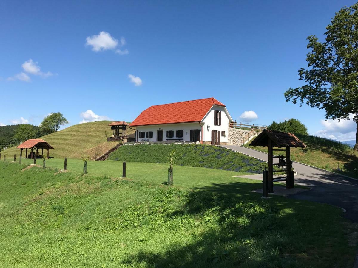 Tourist Farm Artisek Villa Store Dış mekan fotoğraf